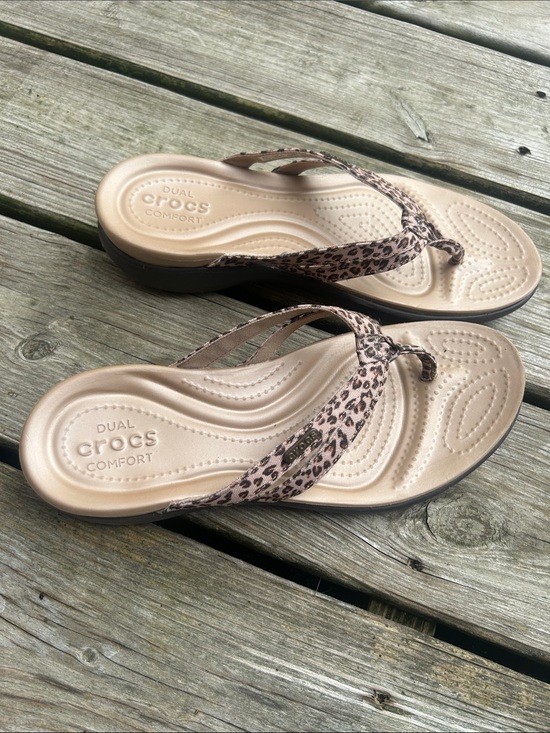 CROCS Shoes - CROCS Women's Leopard Print Thong Sandals in Tan and Brown